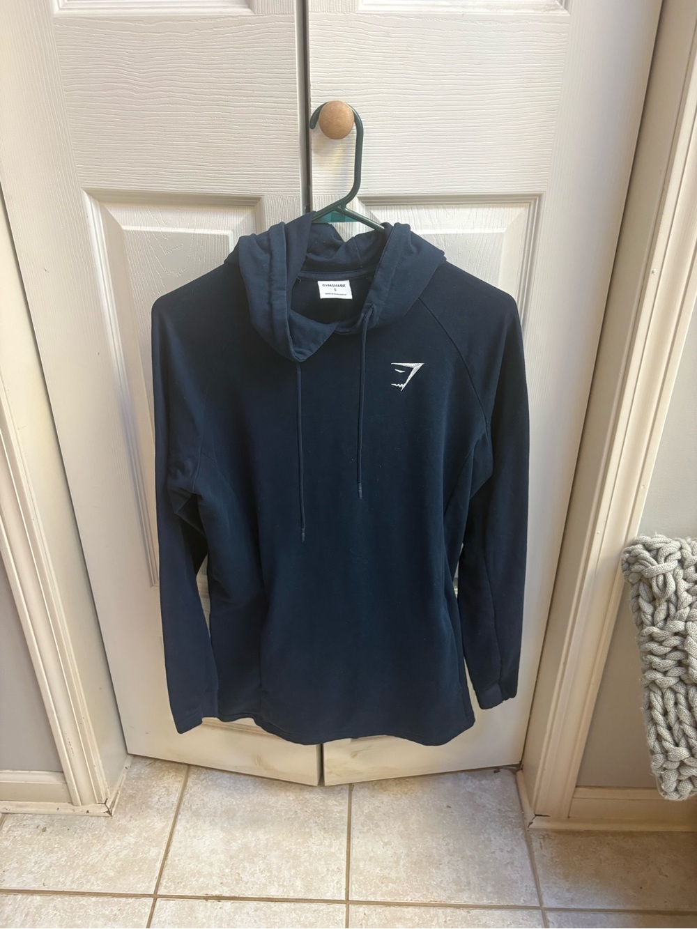 Gymshark Men’s Navy Crewneck Hoodie with Subtle Logo